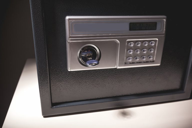 An image of a safe